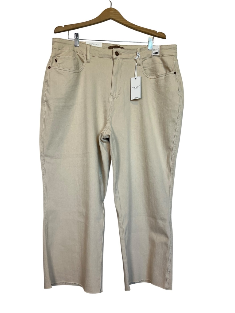 Judy Blue NWT Size 22 Cropped Raw Hem Bone Denim Pants Jeans